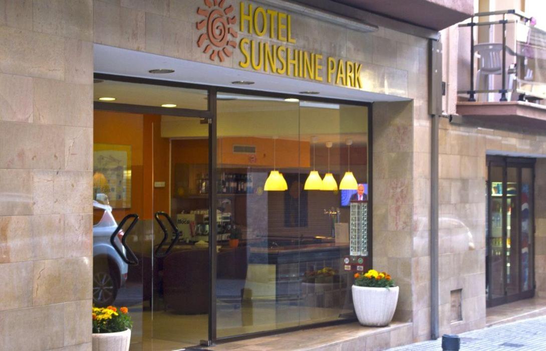 Hotel Sunshine Park Лорет де Мар Екстериор снимка